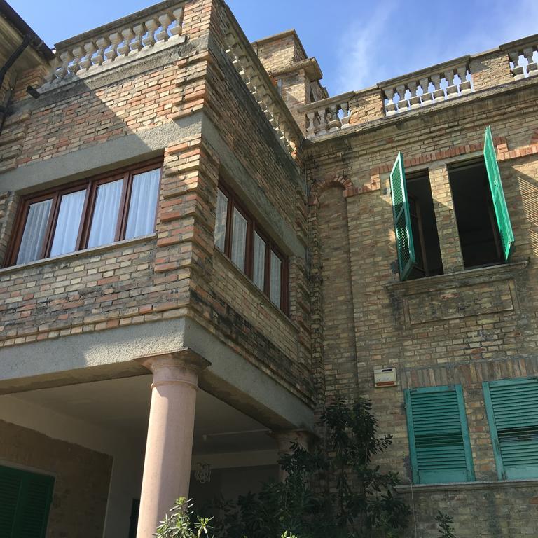 Appartamento Esmeralda Tortoreto Εξωτερικό φωτογραφία